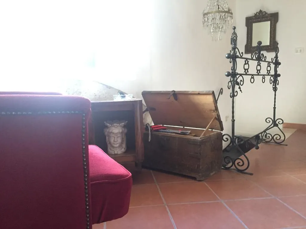 Maison Des Artistes Holiday home Syracuse